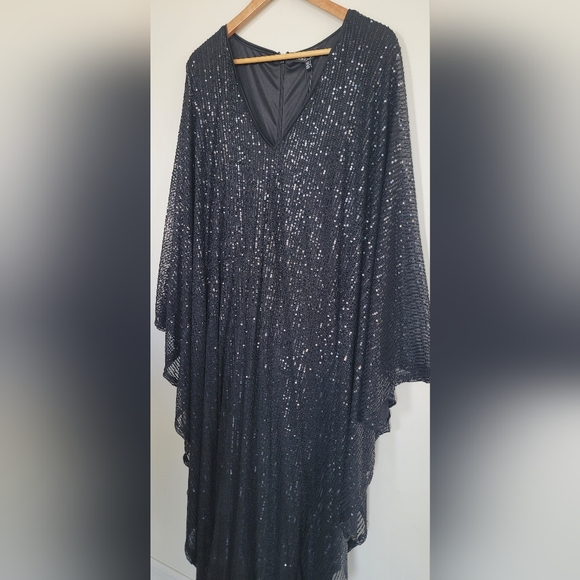 Sequin Maxi Dress - Picture 6 of 11